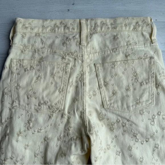 J Crew Billie Demi Boot Cut Crop Cream Floral Embroidered Jeans Size 26 - Picture 7 of 13